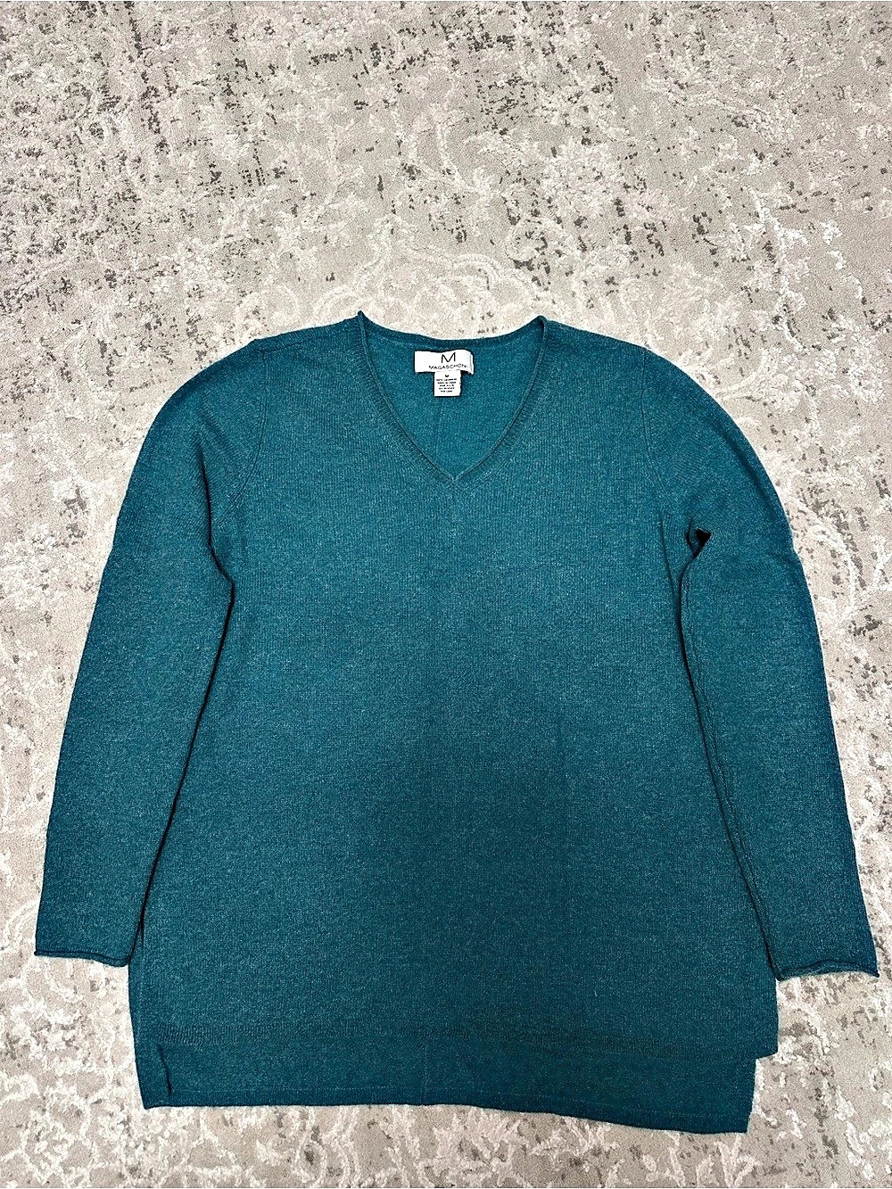 Magaschoni 100% Cashmere V-Neck Sweater Women’s M Teal Blue Long Sleeve35